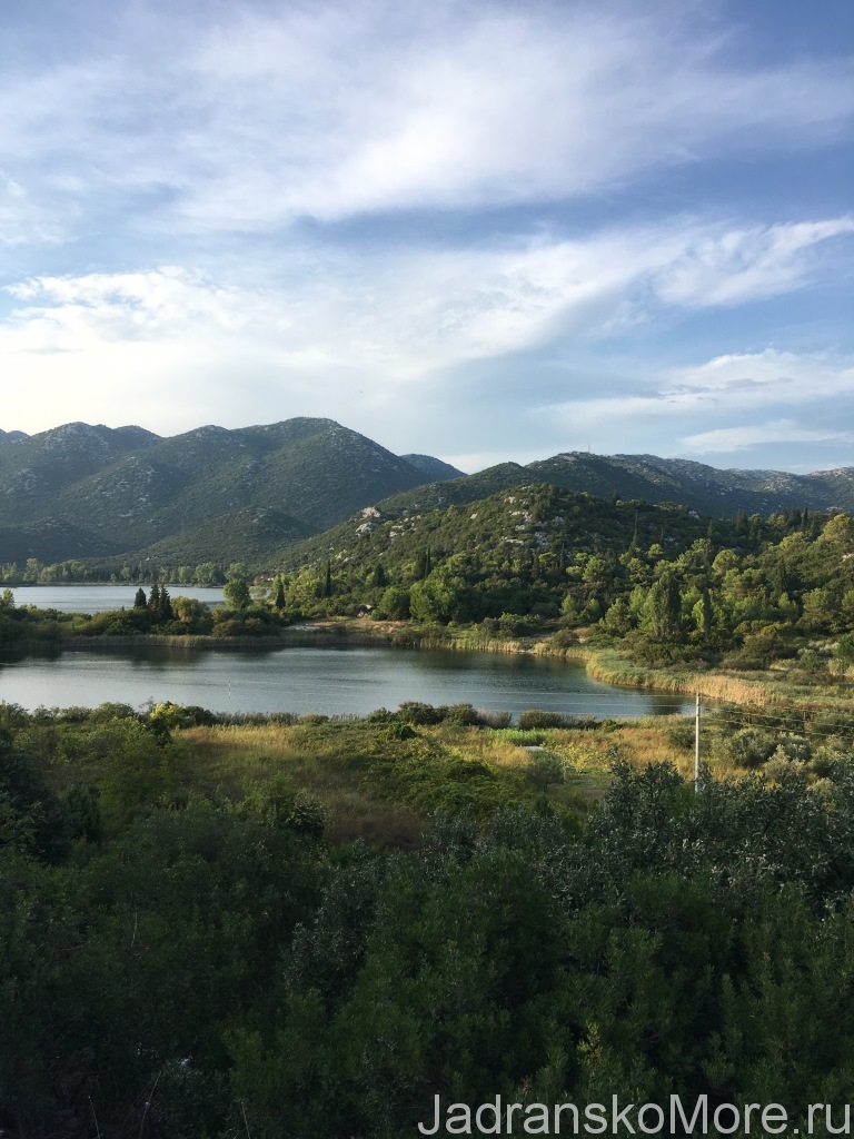 Between Makarska and Dubrovnik