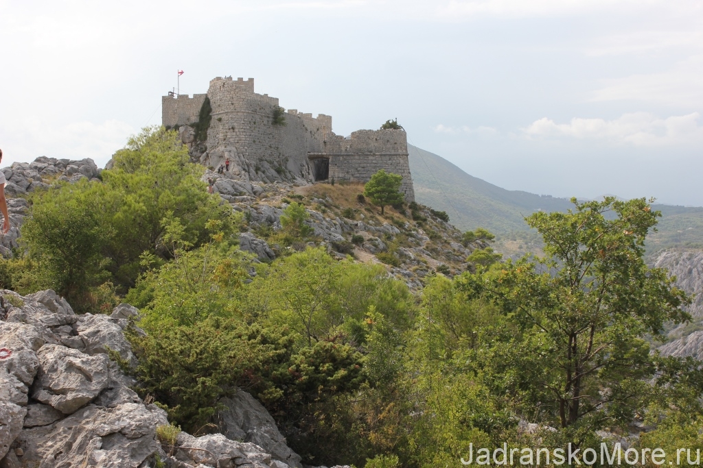 Omis Starigrad Fortress