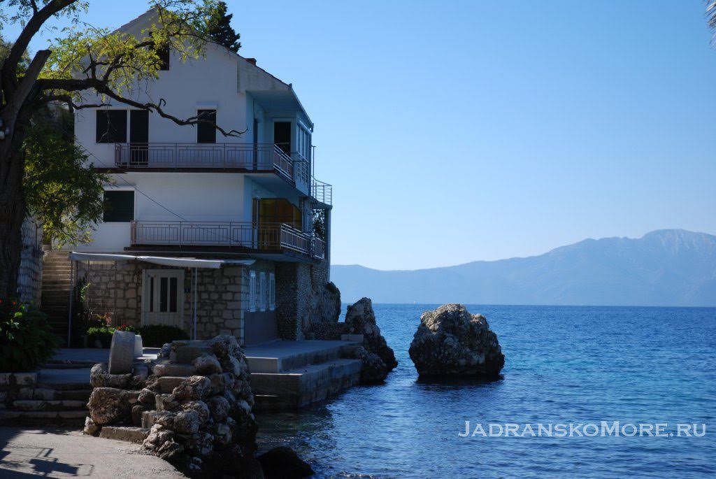 Podaca house on the sea