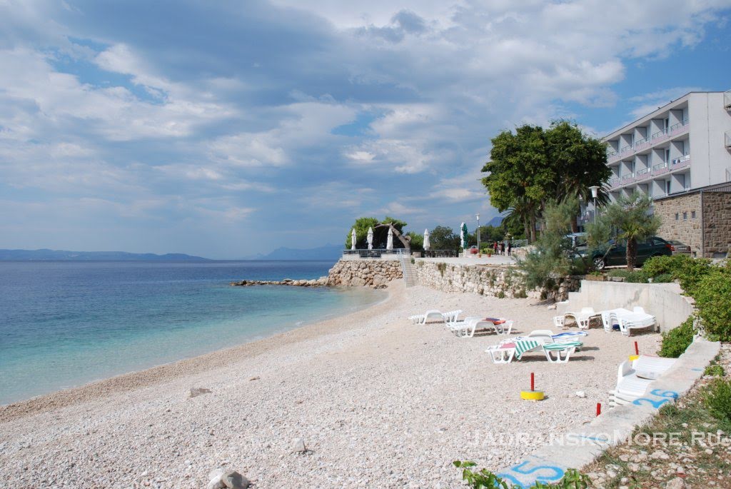 Podgora beach Sirena 1