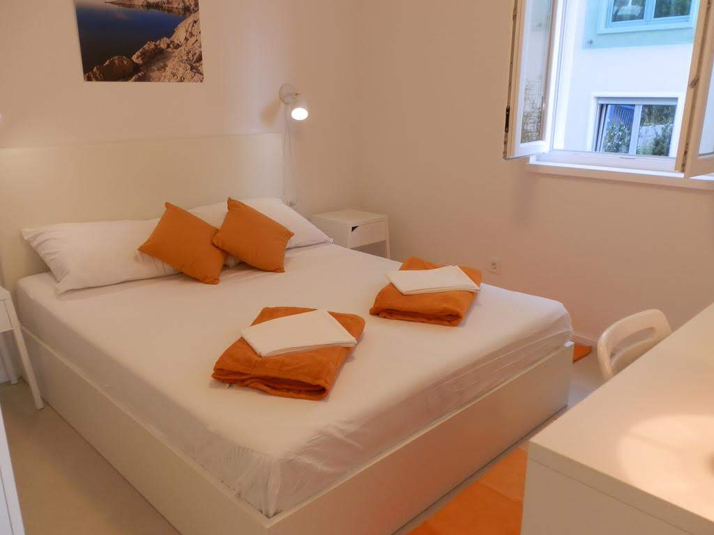 Tucepi apartment bedroom