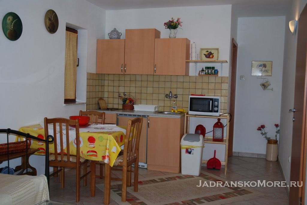 Zagreb apartments dining-room