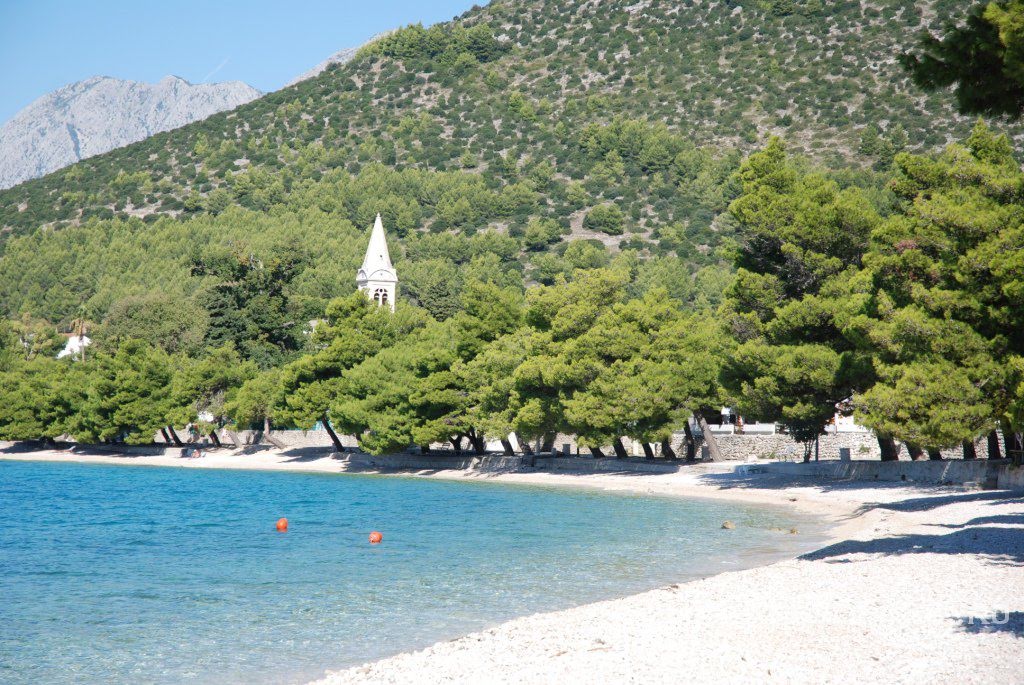Zaostrog beach 1