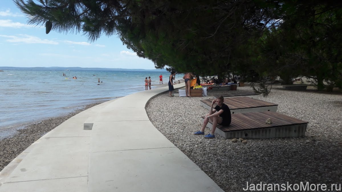 Zaton Holiday Resort beach 02