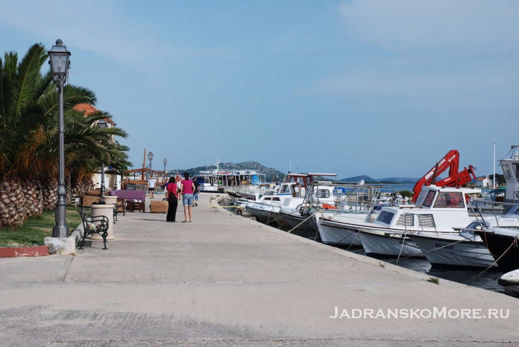 Pakostane promenade