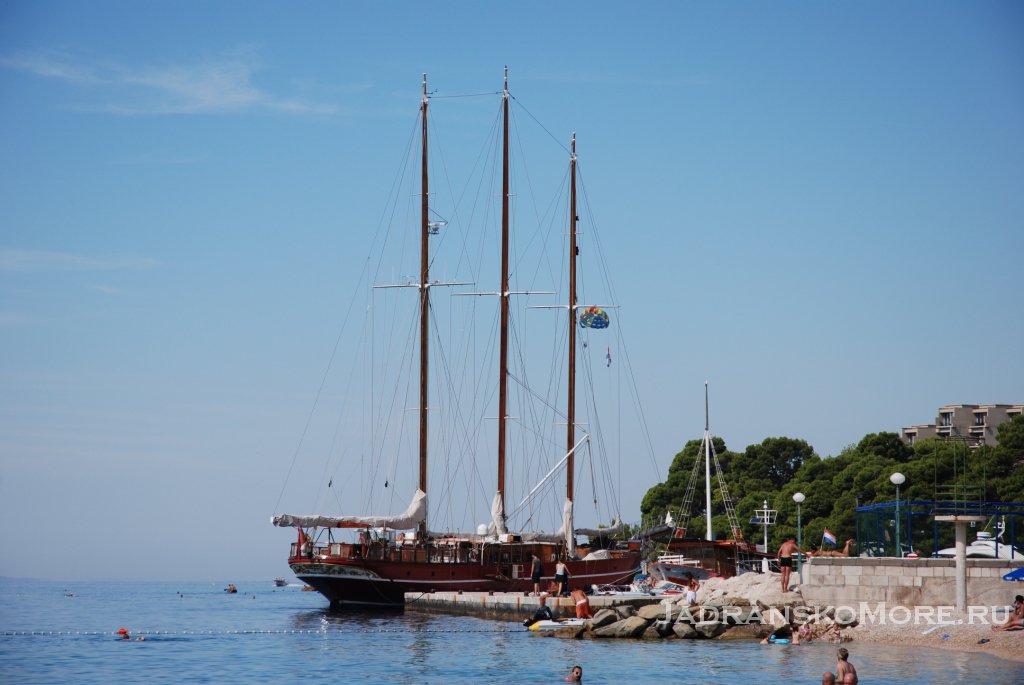 brela-korablik